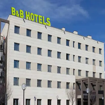 Otel B&B Hotel Arezzo 3*