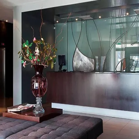 B&B Hotel Arezzo Отель