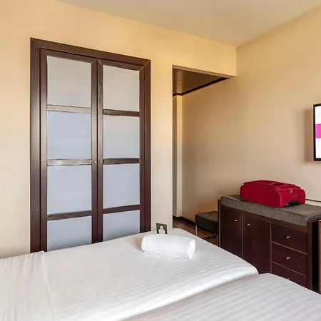 Hotel B&B Hotel Arezzo 3*