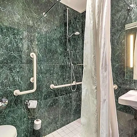 B&B Hotel Arezzo Otel