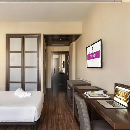 B&B Hotel Arezzo Hotel