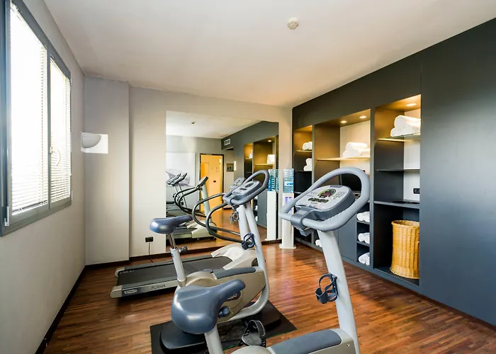 Hotel AC Hotel Arezzo 3*