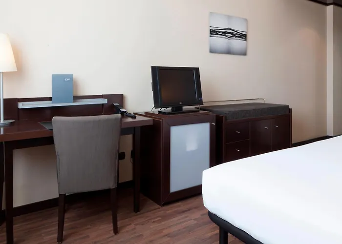 Hotel AC Hotel Arezzo 3*