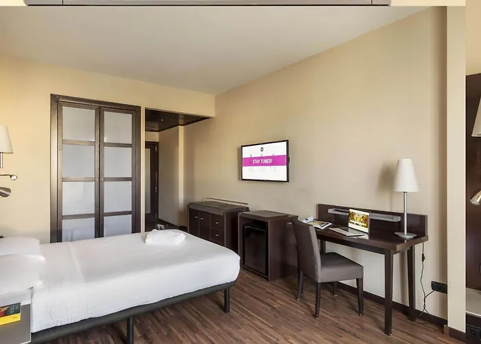 Hotel B&B Hotel Arezzo 3*